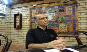 خودشان و فرزندان‌شان آمریکا و اروپا درس می‌خوانند، بچه‌ های مردم بروند کره شمالی؟