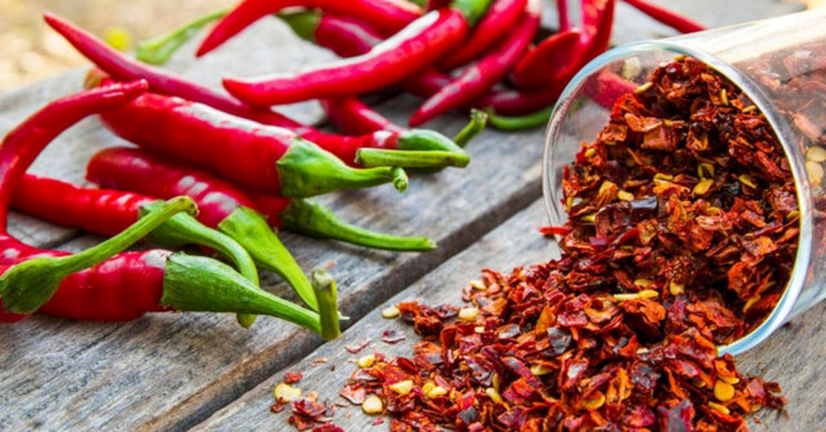  مصرف بی رویه غذاهای تند به سلامت دستگاه گوارش کمک می‌کند؟ 