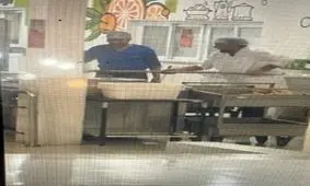 اتفاق جنجالی از سلف یک دانشگاه در مشهد/ ویدئو