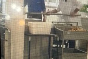 اتفاق جنجالی از سلف یک دانشگاه در مشهد/ ویدئو