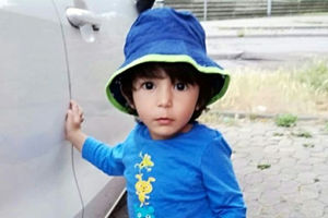 ماجرای غم انگیز داریوش و پیگیری های وزارت خارجه برای بازگرداندن وی به مادرش