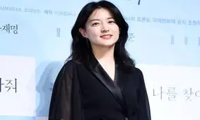 عکس جشن عروسی یانگوم با تاجر آمریکایی