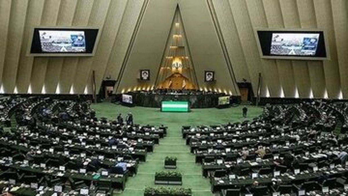 احضار ۷ وزیر رئیسی به مجلس/ کدام وزرا کارت زرد گرفتند؟