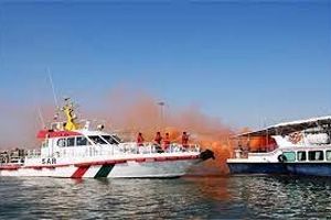 شناور مسافری در خلیج‌فارس غرق شد