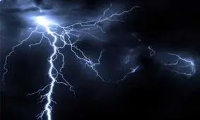 برخورد صاعقه جان مرد کرمانشاهی را گرفت