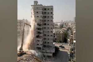 پس از حمله موشکی ایران که 9 نفر را کشت: بخش هایی از ساختمان در بات یام فرو ریخت