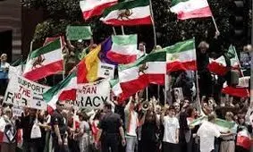 تجمع اپوزیسیون در لس آنجلس؛ ۳هزارنفر یا ۸۰هزارنفر؟