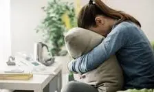 با اینکه همه چیز خوب است، چرا احساس رضایت ندارید؟