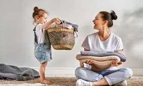 چگونه کودکانی مستقل و مسئول پرورش دهیم؟/ ویدئو