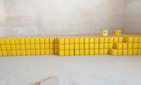 ۶۵ هزار لیتر روغن خوراکی قاچاق در کرج کشف شد