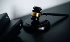  پدر و نامادری؛ مظنونان آزار پسربچه 10ساله 