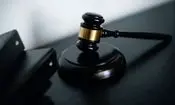  پدر و نامادری؛ مظنونان آزار پسربچه 10ساله 