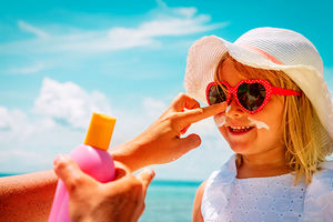 تابستان به لحاظ شدت تابش اشعه UV خطرناک است؛ ضد آفتاب بزنید