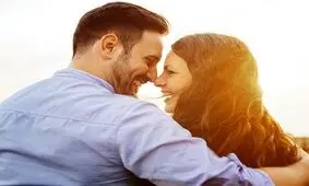 ۱۲ نکته در مورد اینکه چگونه همسری مهربان باشیم