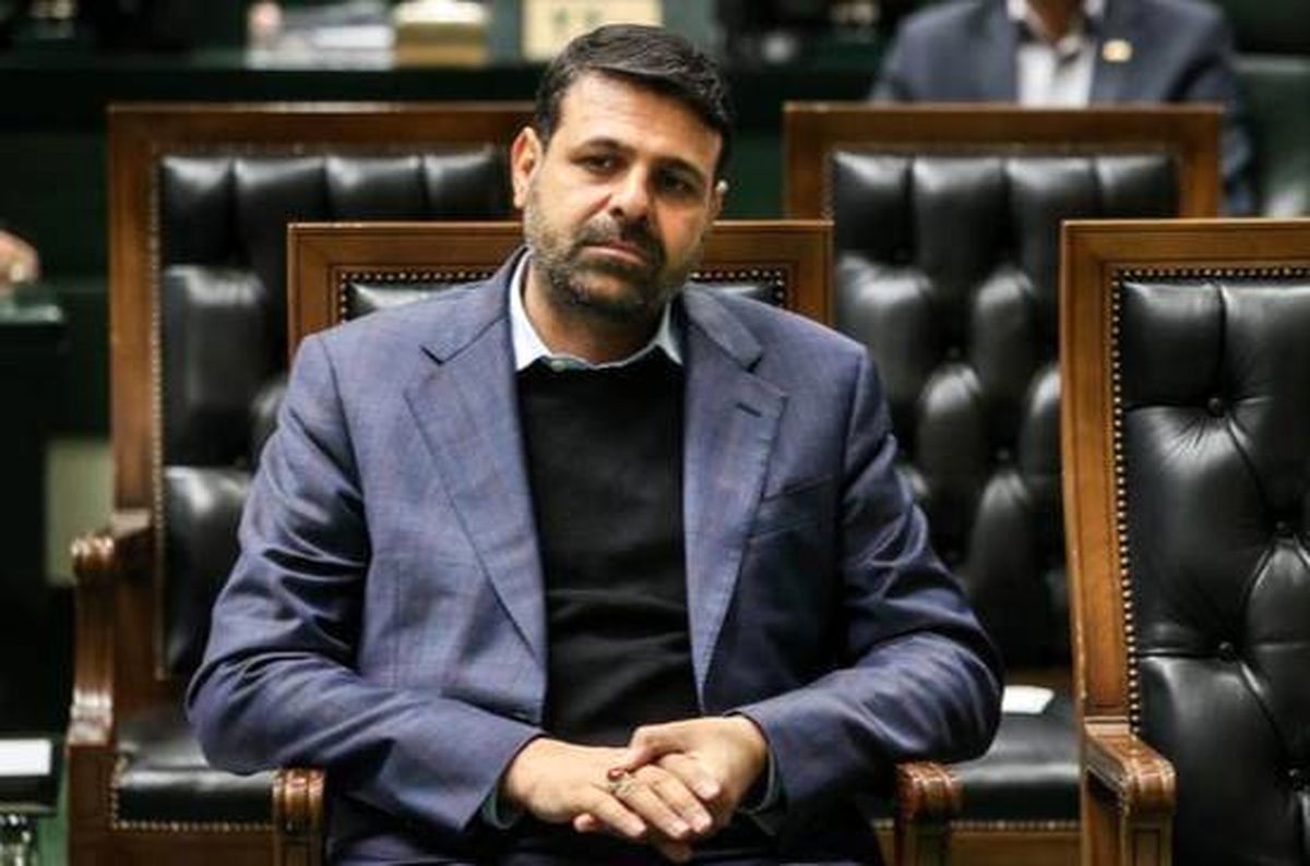  از نظر مجلس مصوبه دولت برای تفویض اختیارات رئیس‌جمهور به استانداران باید ابطال شود/ طبق قانون مسئولیت غیرقابل تفویض است/ این مدل حکمرانی منجر به فدرالیسم می‌شود