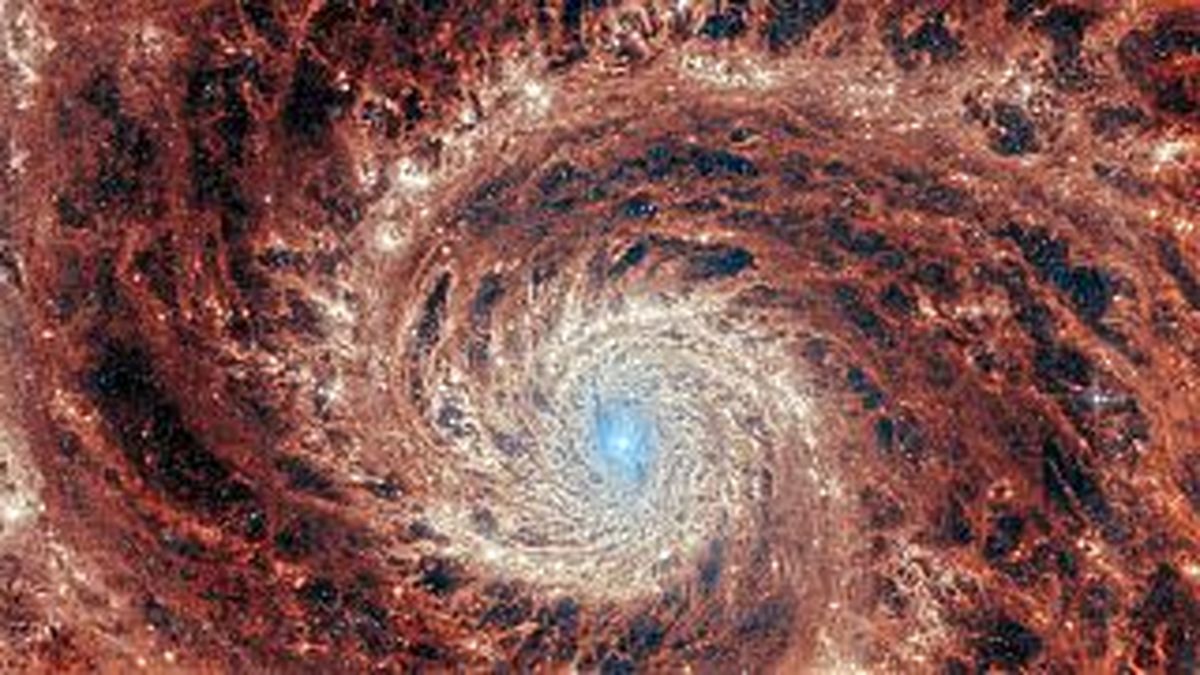 انتشار تصویر خیره کننده تلسکوپ جیمز وب از کهکشان گرداب با ۱۰۰ میلیارد ستاره