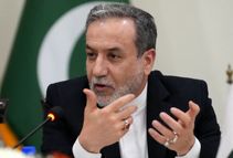 عراقچی: ایران همواره آماده تعامل دیپلماتیک محترمانه و متقابل بوده است/ ترامپ یا می‌تواند رئیس‌جمهور صلح باشد یا جنگ/ او قول داده بود که ارتش آمریکا دیگر درگیر جنگ‌های بی‌پایان نشود/ ایران نباید بهانه‌ای برای عادی‌سازی روابط با اسرائیل قرار گیرد