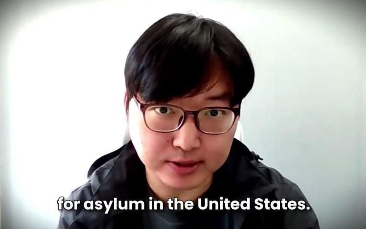 باهوش‌ترین مرد جهان به دنبال پناهندگی در آمریکای ترامپ است 