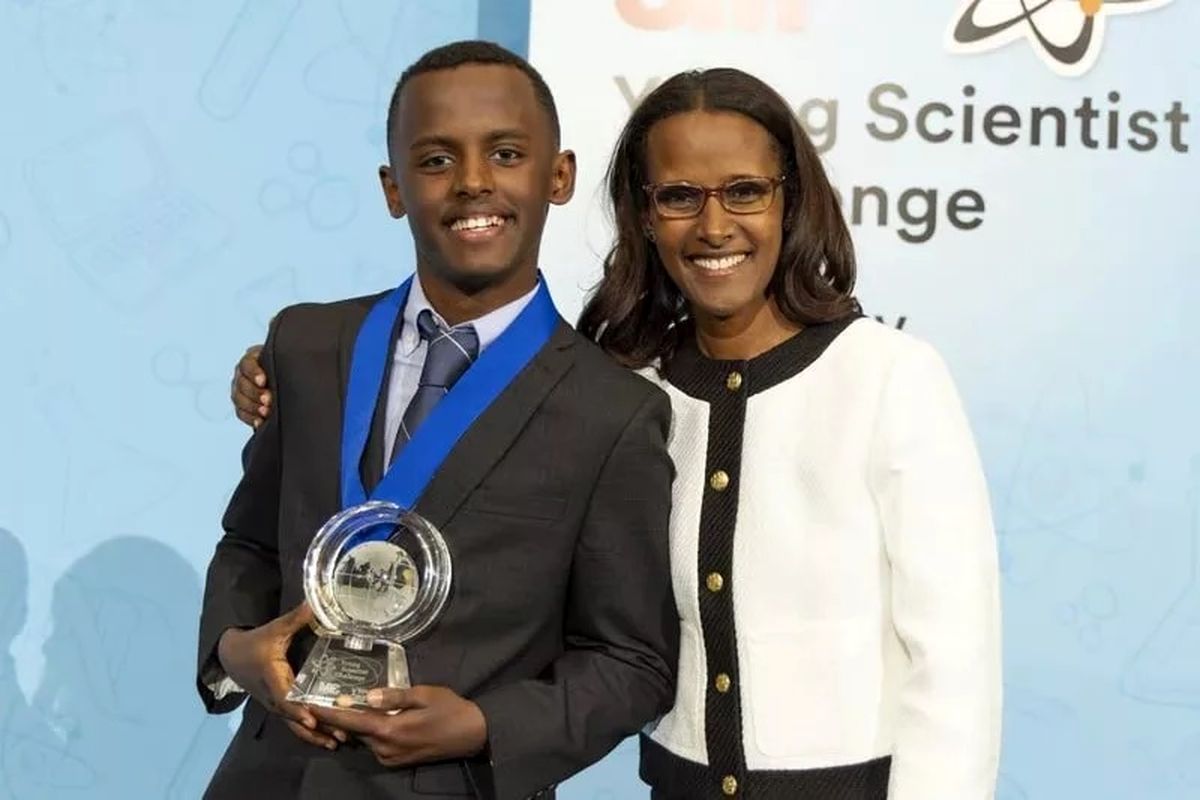 نوجوان 14 ساله با اختراع صابونی برای مبارزه با سرطان پوست برنده جایزه علمی شد/ ویدئو

