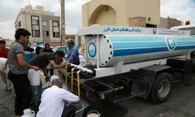 اعزام ۲۴ تانکر آبرسانی و ۱۳۰ هزار بطری آب معدنی از استانهای مختلف به یزد