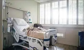 یک پرستار برای نمایشگاه تاکسیدرمی خانگی‌اش پای یک بیمار را قطع کرد