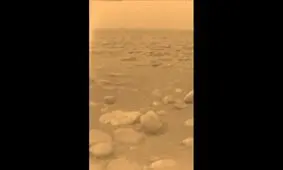 عکس روز ناسا از سطح قمر «تایتان» سیاره زحل

