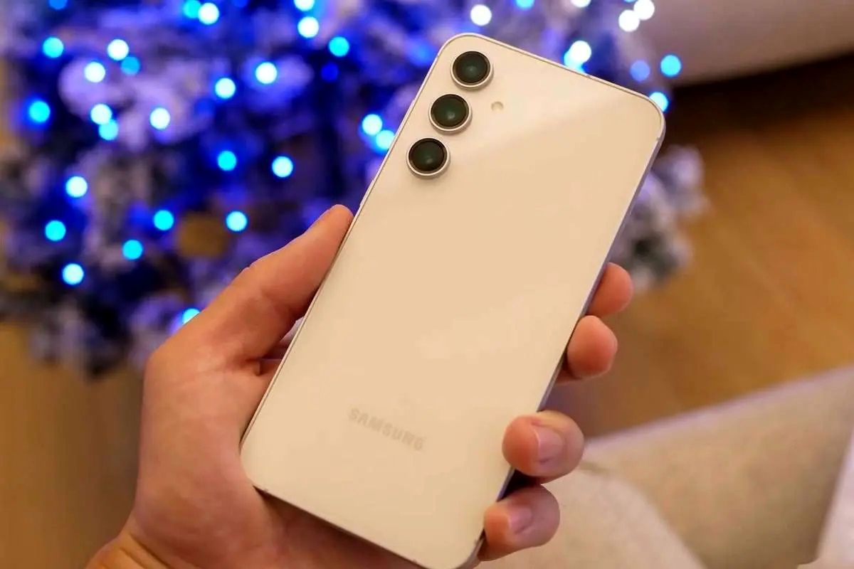 پرچمدار اقتصادی سامسونگ ارزش خرید دارد؟