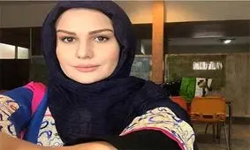  سفر در زمان؛ «رز رضوی» در کنار «عباس غزالی» در اتاق گریم «همه چی عادیه» 