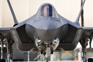 راز برآمدگی عجیب در بدنه f_35