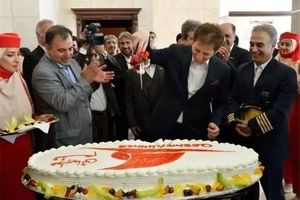 نامه عجیب احمدی نژاد به رییس کل بانک مرکزی: به بابک زنجانی پول بدهید وگرنه برکنار می شوید