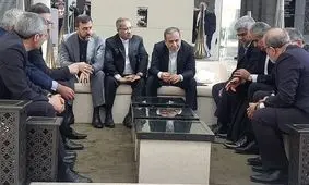 گفتگوی هیئت دیپلماتیک و کارشناسی ایران در مسقط پیش از آغاز مذاکرات تهران و واشنگتن/ ویدئو