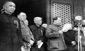 چگونه «کت و شلوار مائو» چهره چین را تغییر داد؟

