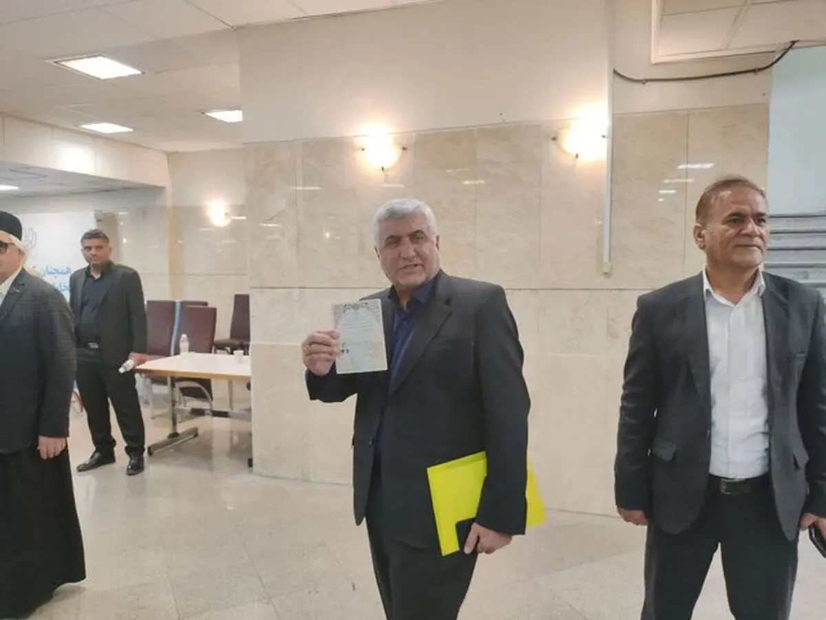 علیرضا ورناصری داوطلب کاندیداتوری انتخابات ریاست‌جمهوری شد


