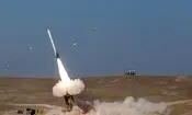 انفجارهای شدید در انبارهای سلاح وابسته به مزدوران سعودی 

