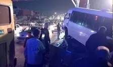 انحراف مینی‌بوس در بزرگراه آیت‌الله سعیدی/ ۱۰ نفر مصدوم شدند