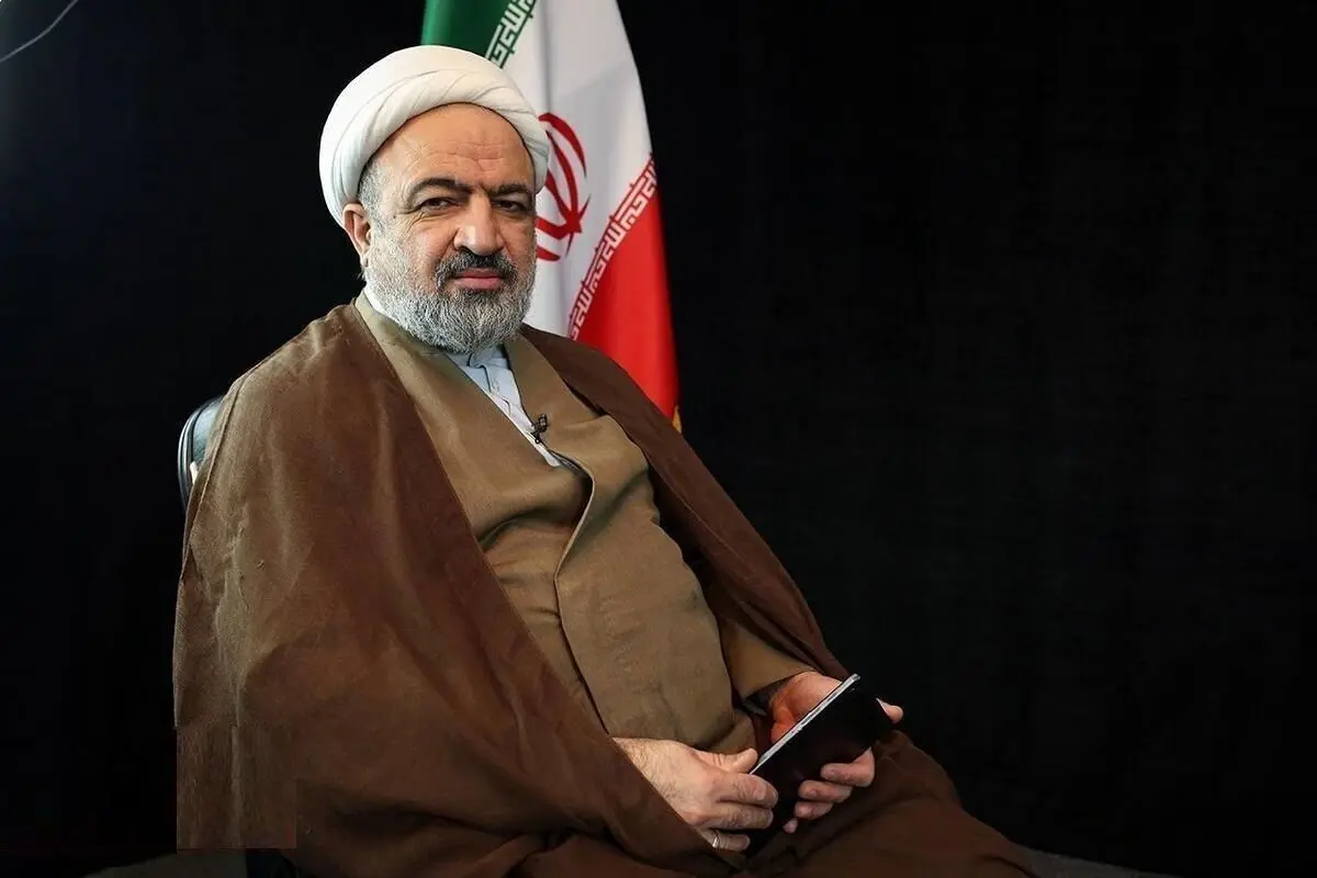 حمید رسایی به دلیل تعداد کم شرکت کنندگان حاضر به سخنرانی نشد!/ ویدئو


