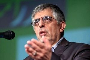 تعجب کرباسچی از خوشحالی تندروها از بازگشت تحریم ها/ اگر مغز آدم سالم باشد، منطقی نیست چنین شادمانیای نشان دهد
