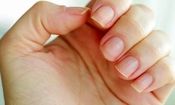 سبزیجات برگ دار تیره چگونه به سلامت و رشد ناخن ها کمک می‌کنند؟