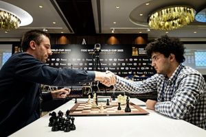 واکنش فدراسیون جهانی شطرنج به پیروزی ملی‌پوش ۱۷ ساله ایران بر سوپر استاد بزرگ روس/  لحظه پیروزی بردیا دانشور/ ویدئو

