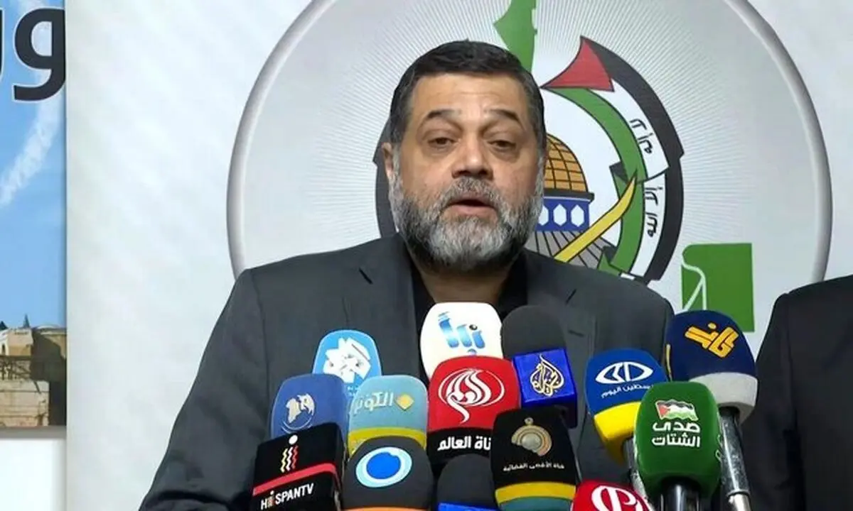 اسامه حمدان: صحبت از تحویل سلاح مقاومت بیهوده است
