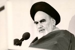 اجازه نمی‌دهیم آینده پر امید ایرانیان، در محاق شبهه‌افکنی قبیله شیطان قرار گیرد