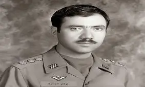 تصویری جالب و کمتر دیده شده از نابغه جنگ الکترونیک ارتش
