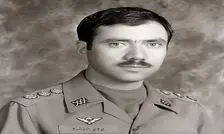 تصویری جالب و کمتر دیده شده از نابغه جنگ الکترونیک ارتش
