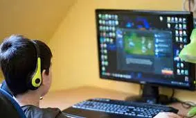 خالی کردن حساب پدر با بازی آنلاین