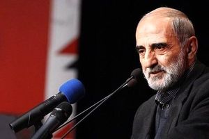 انتقاد مدیرمسئول کیهان از دعوت ظریف به صداوسیما: آقای ظریف مسئولیت رسمی ندارند