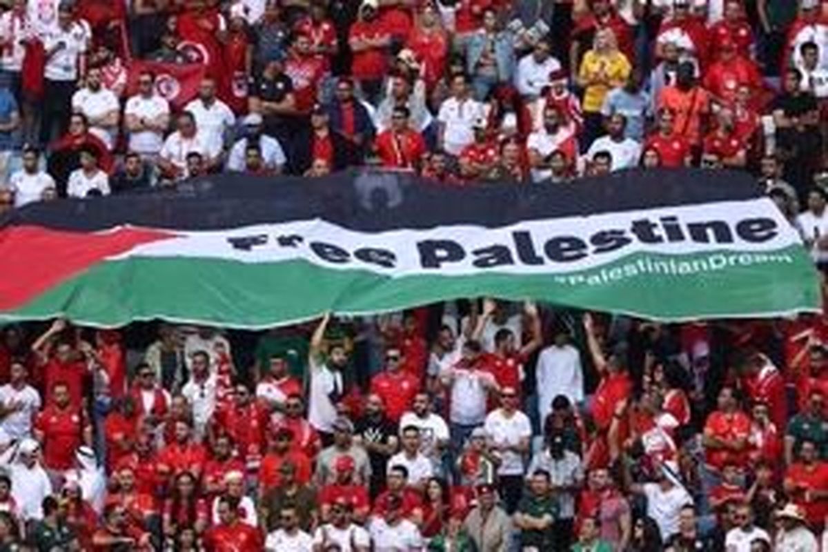 روزنامه نگار صهیونیستی: در قطر کسی برای ما فرش قرمز پهن نکرده است