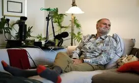 مردی مبتلا به سرطان، نسخه هوش مصنوعی خودش را ساخت