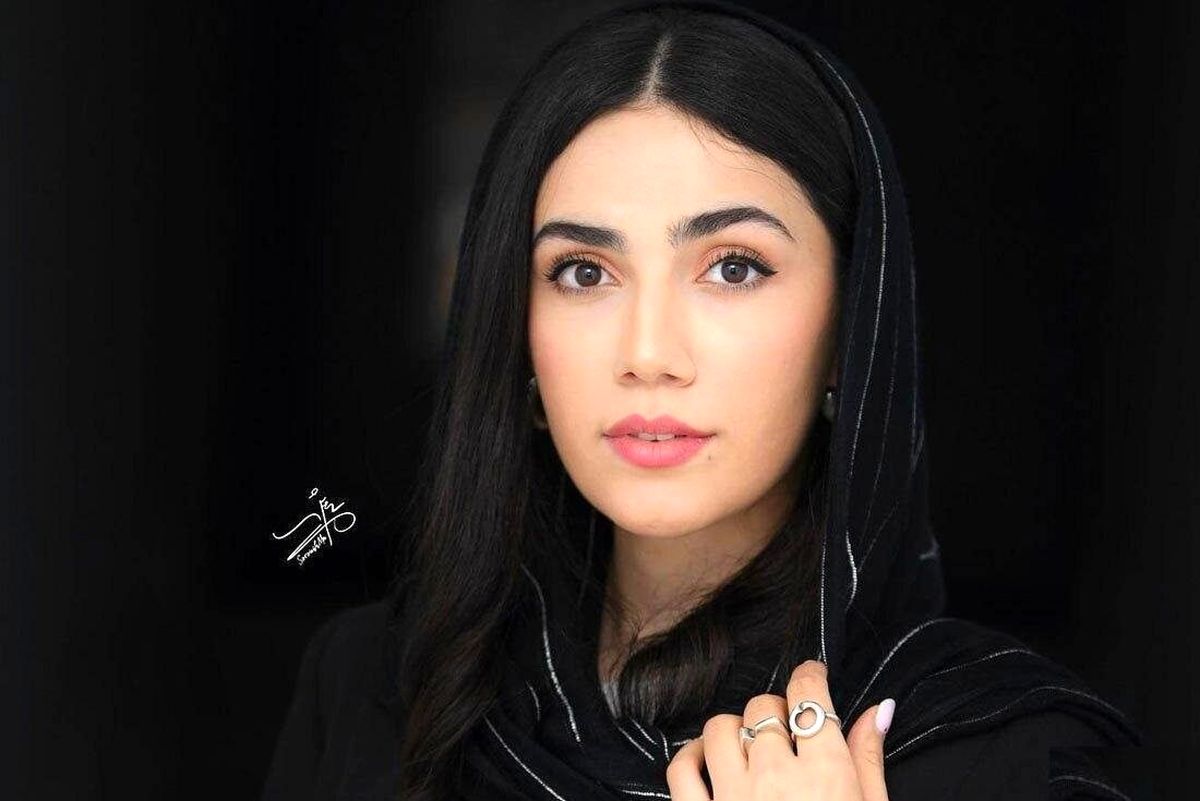  آرزو تاجیک بازیگر نقش الهام در اکران عمومی آخرین قسمت سریال «جان سخت» 