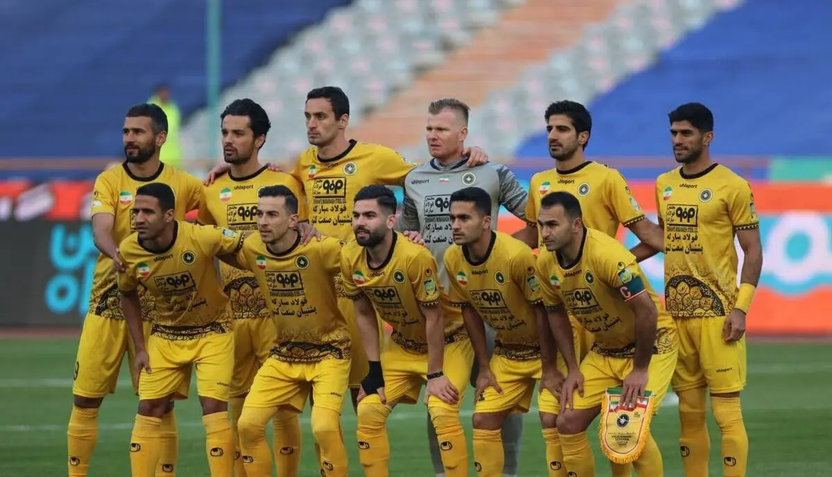 خشم شدید بازیکنان و هواداران پرسپولیس/ جنگ روانی سپاهان علیه پرسپولیس!