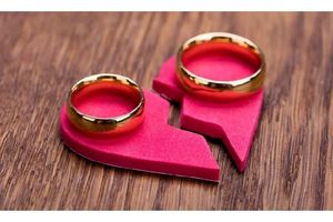 درخواست طلاق از مردی با پدر و مادر قلابی